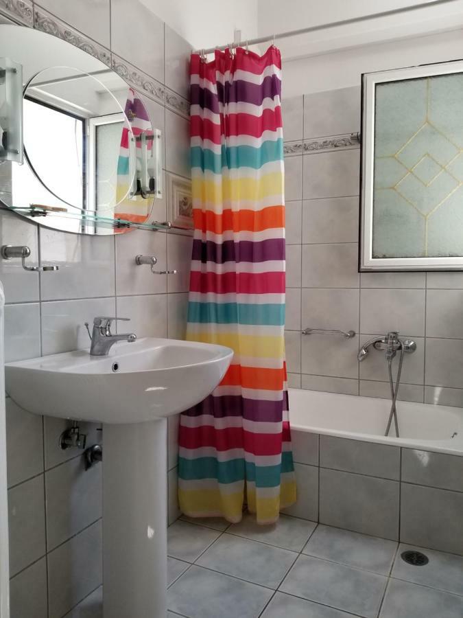 Galini Apartment Loutraki  Luaran gambar